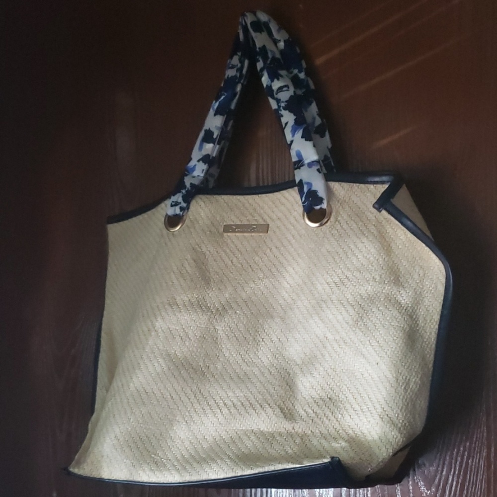 Oscar de la Renta wicker bag(willing to accept fai